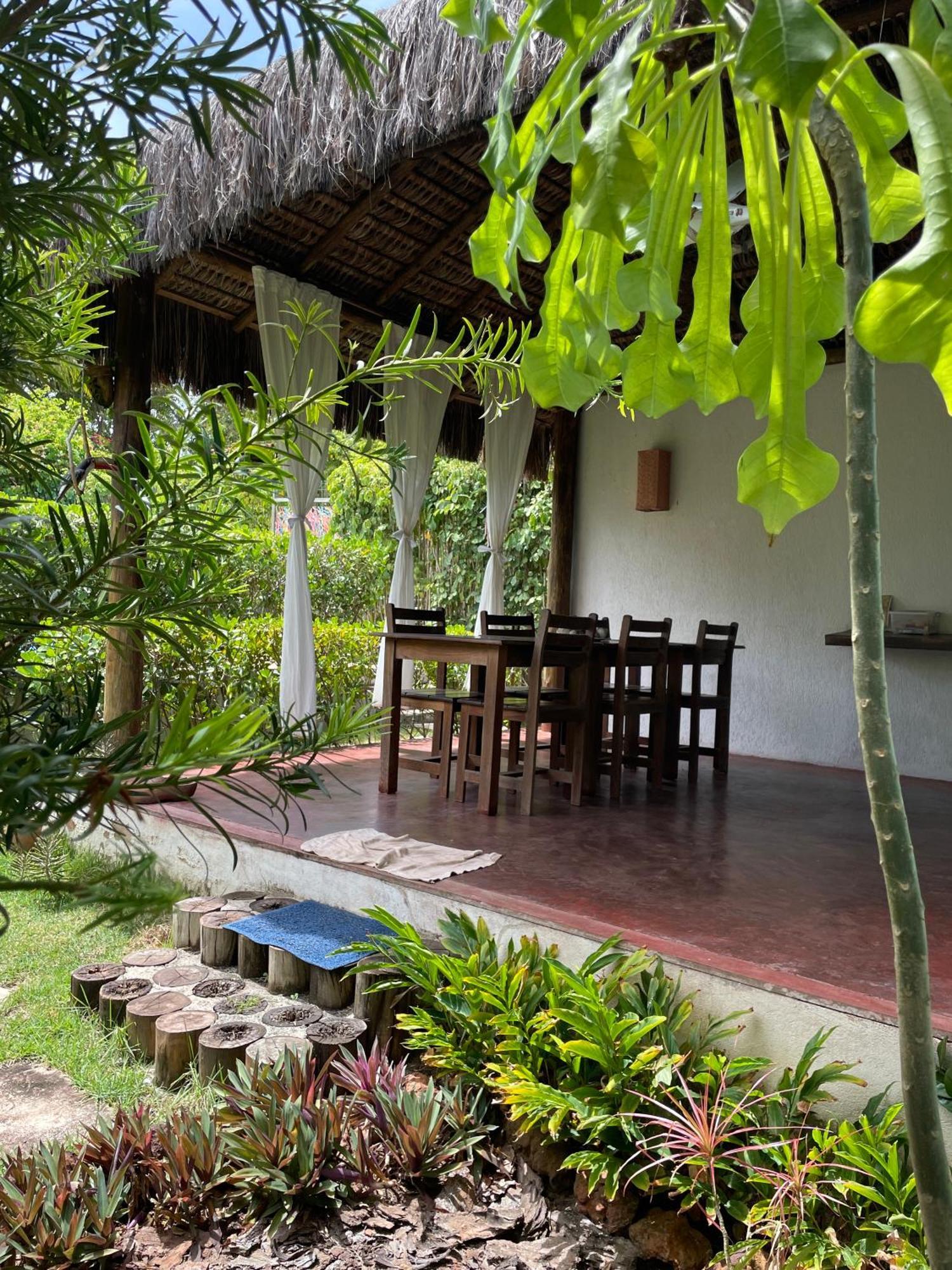 Casa Jasmim Imbassai-ba Homestay